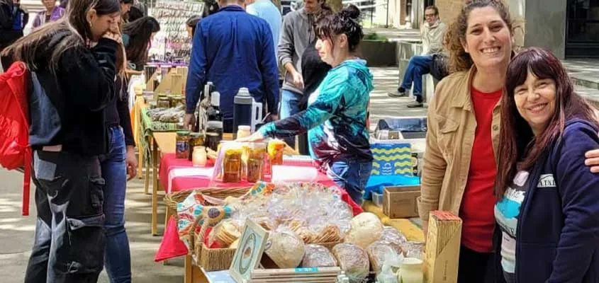 EL MIÉRCOLES 4 FERIA DE EMPRENDEDORES: ¡ANOTATE!